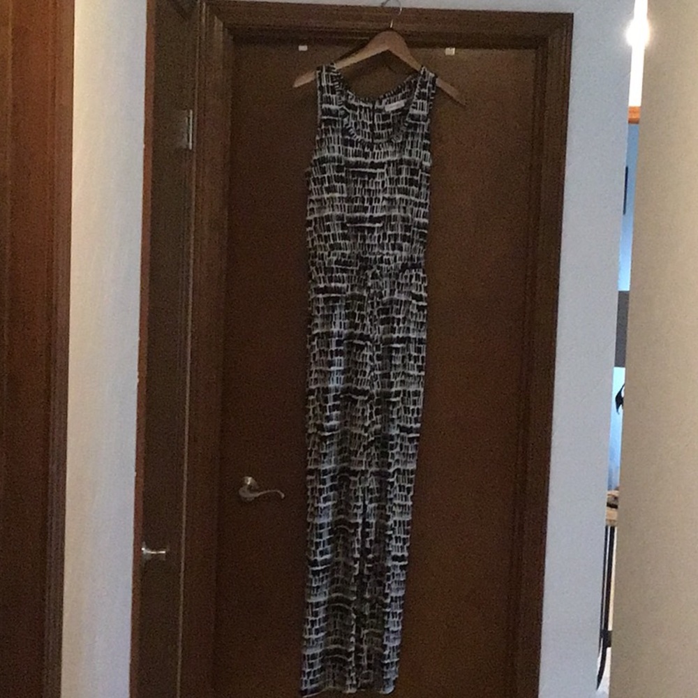 Calvin Klein Black & White sleeveless jumpsuit, size 4